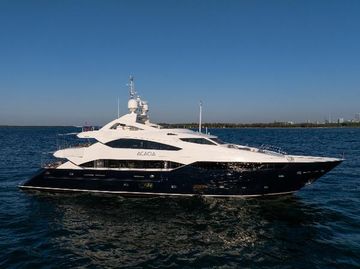 2011 Sunseeker Superyacht 40M
