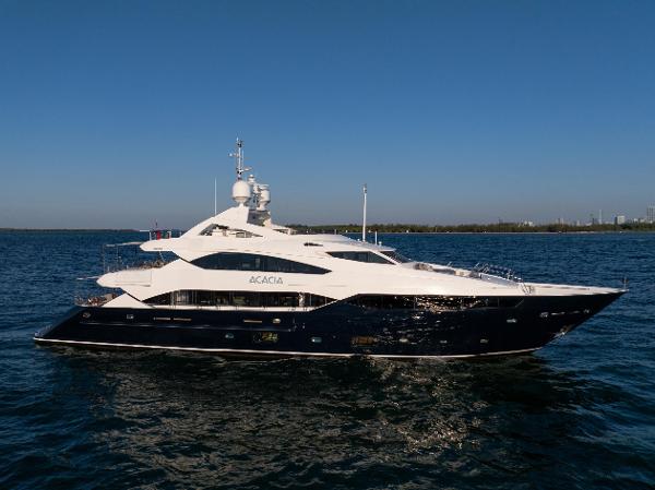 Sunseeker Superyacht 40M