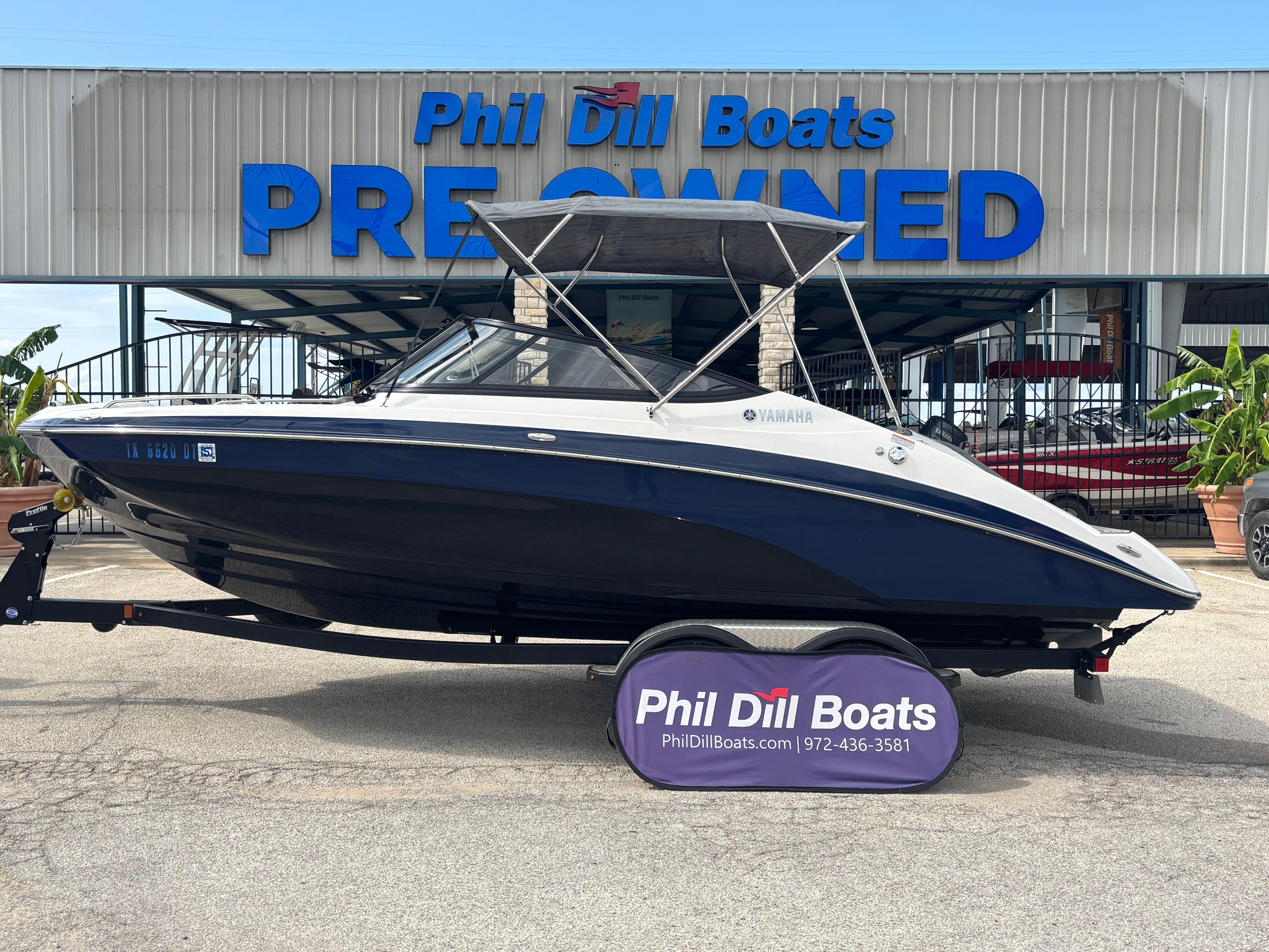 2017 Yamaha Boats 212 LTD