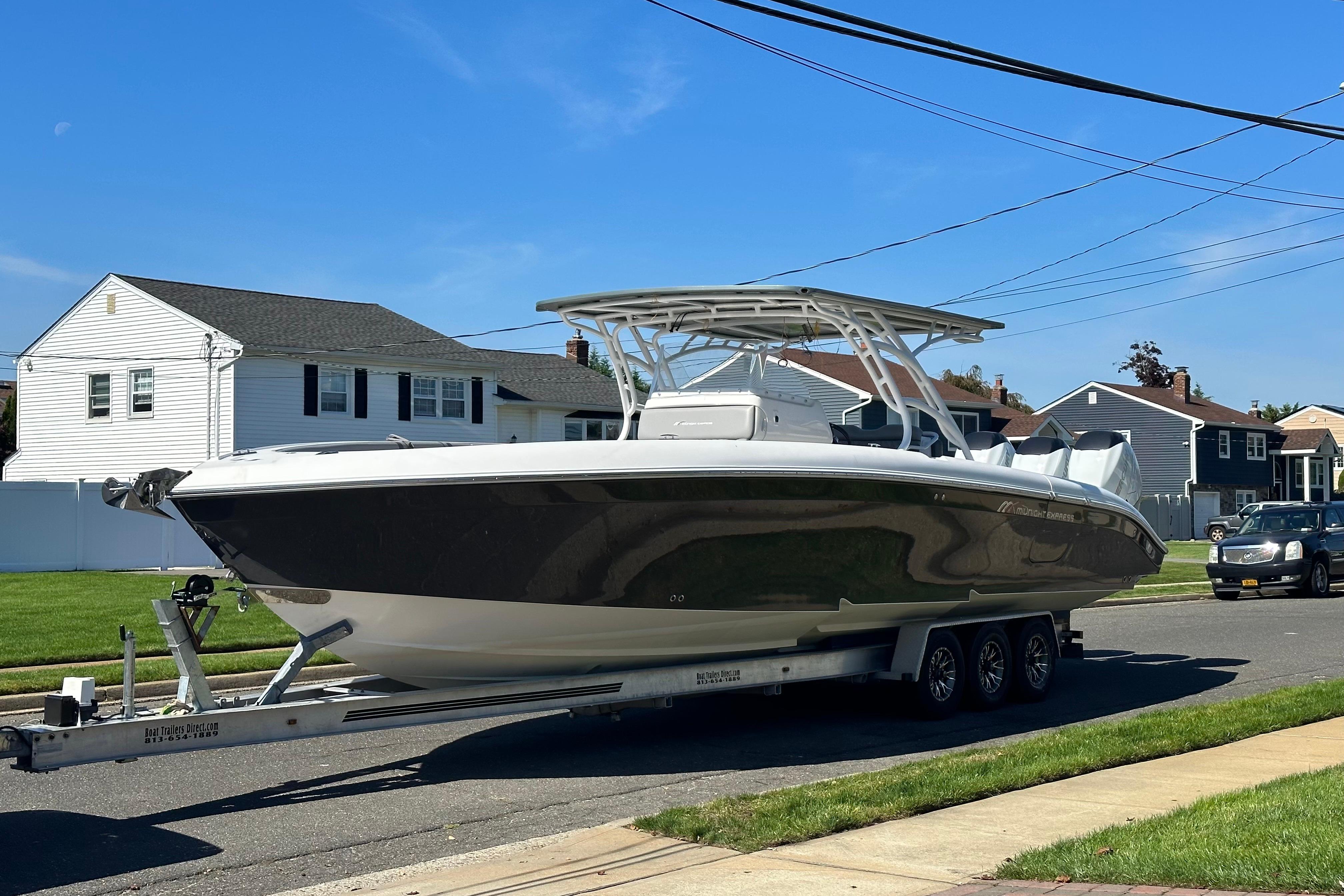 2016 Midnight Express 37 Open