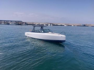 2023 Candela C-8
