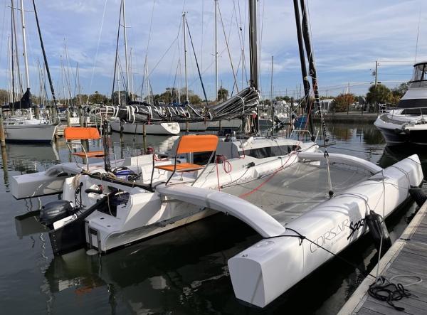 2021 Corsair 880 Sport