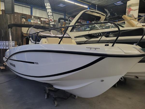 Quicksilver 705 open