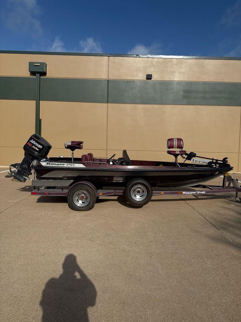 1995 Ranger 372V