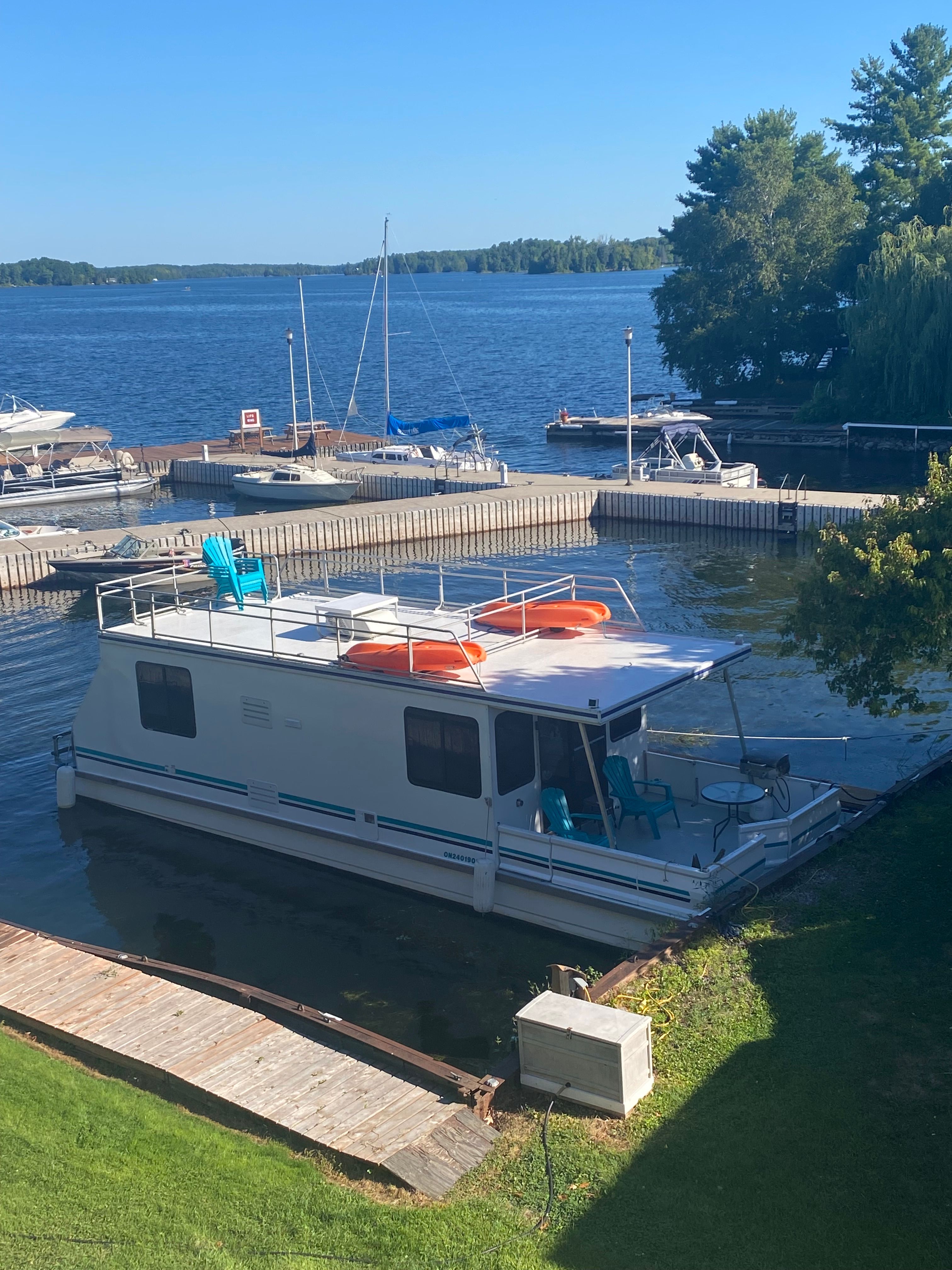2006 Catamaran Cruisers 42