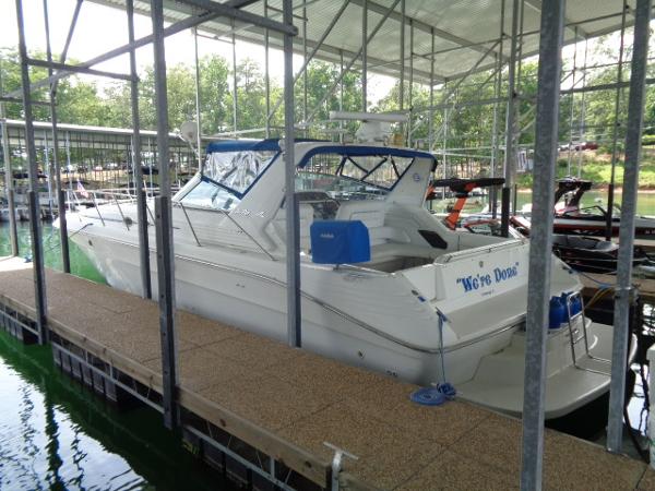 1995 Sea Ray 400 Express Cruiser