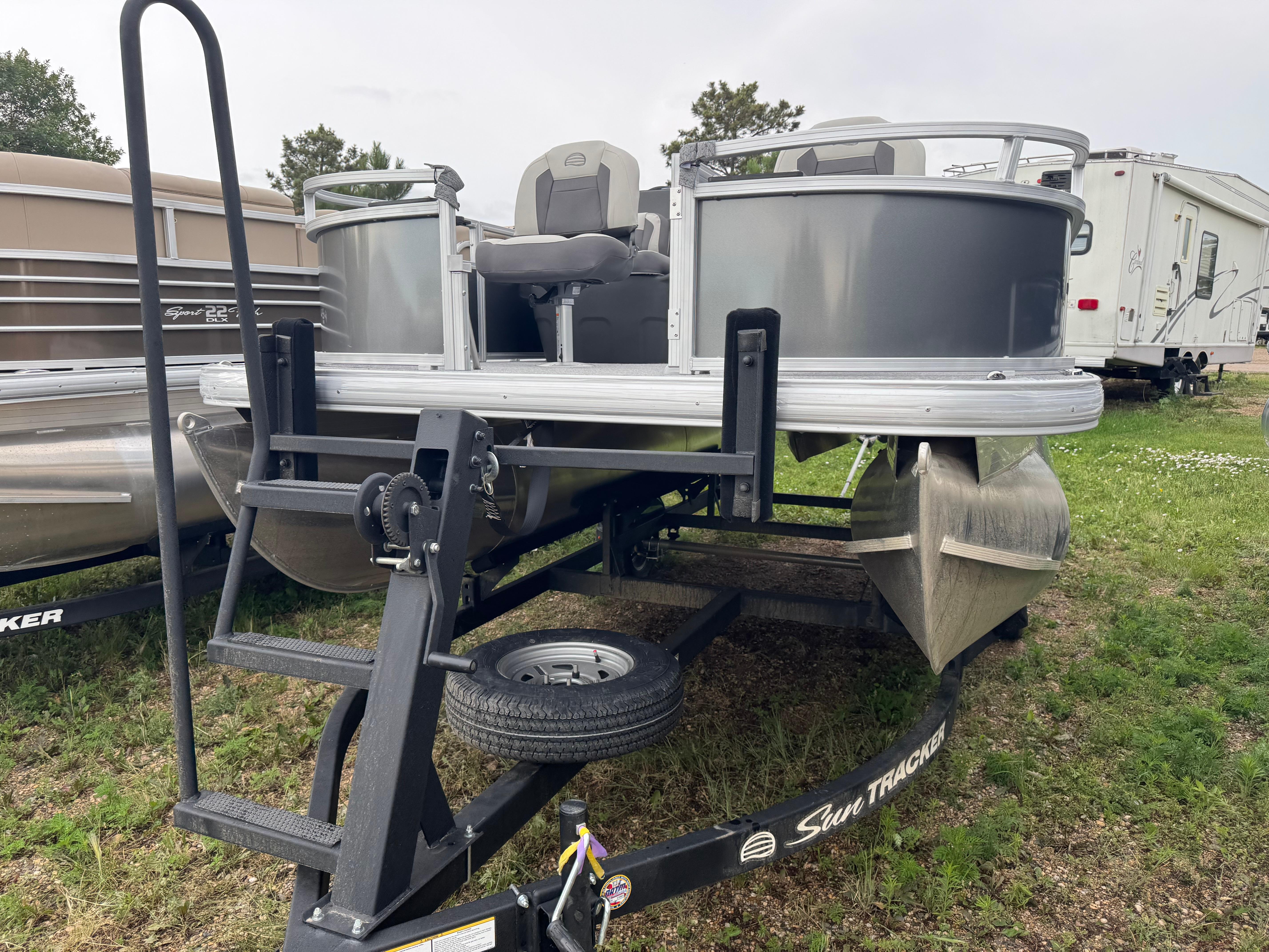 2026 Sun Tracker Bass Buggy 16 XL