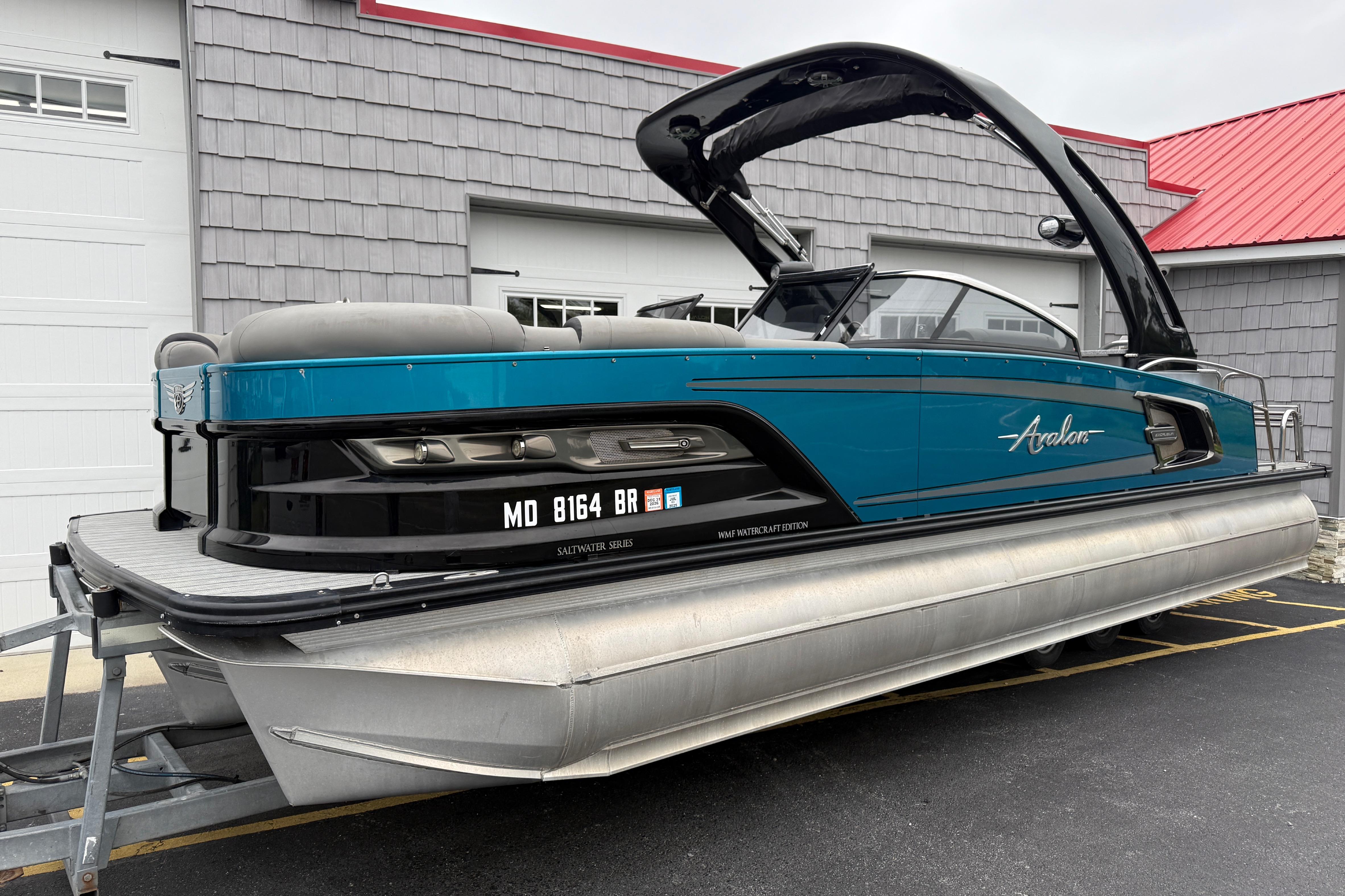 2021 Avalon 2585 Excalibur Windshield Elite, Tri Toon, High Performance, Mercury 350SCi motor