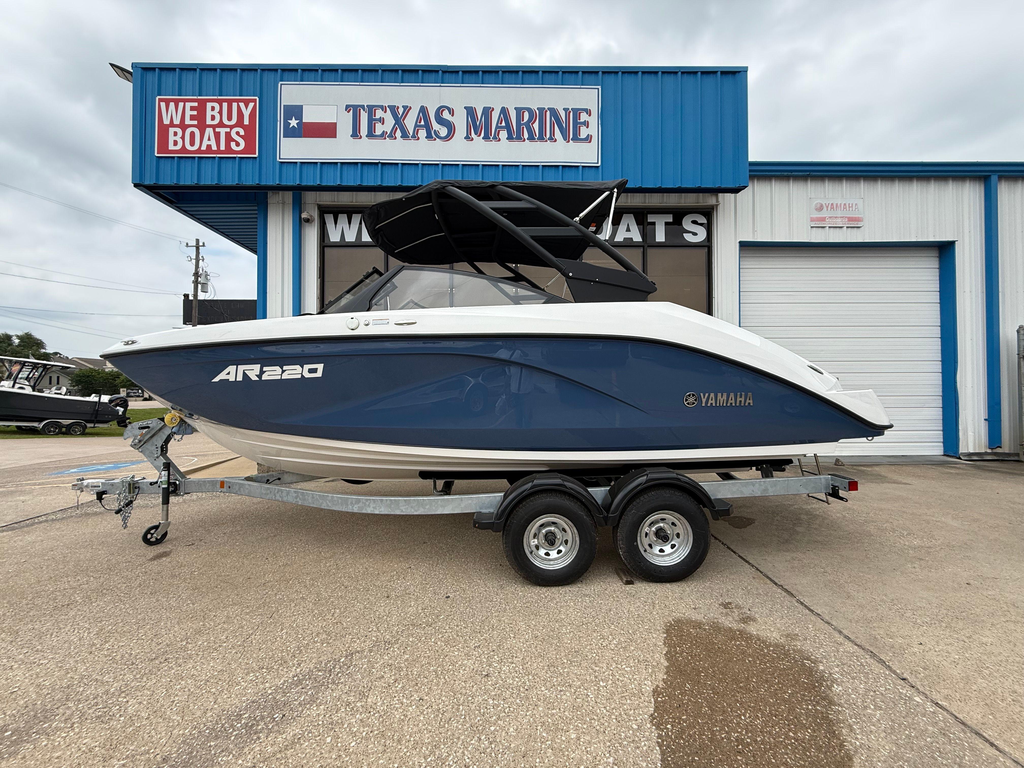 2025 Yamaha Boats AR220