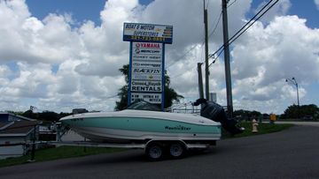 2023 NauticStar 203 DC