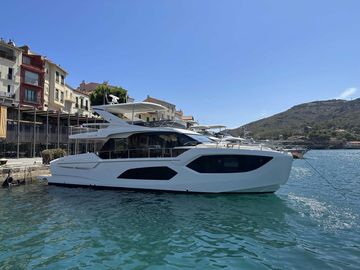 2023 Absolute 60 Fly