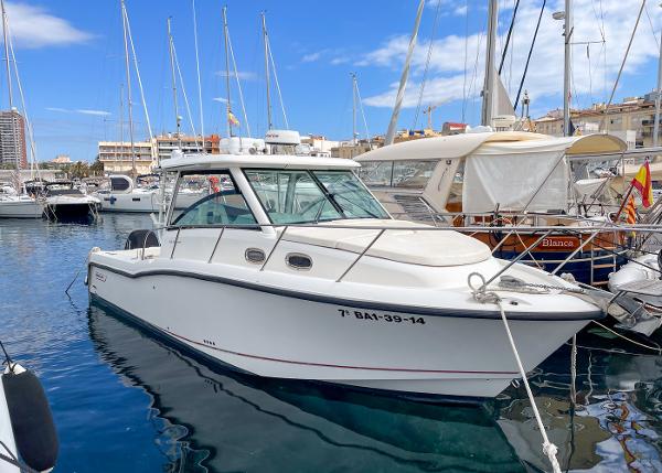 2014 Boston Whaler 315 Conquest