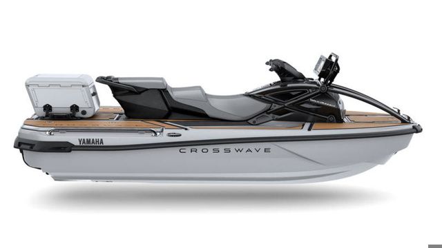 2026 Yamaha WaveRunner Crosswave®
