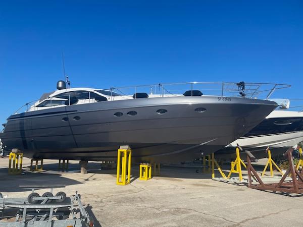 2003 Pershing 52