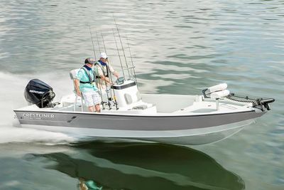Crestliner 2200 Bay Boat