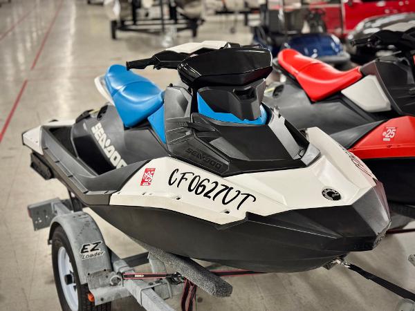 2019 Sea-Doo SPARK TRIXX 2up