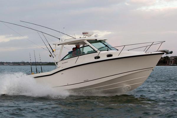 Boston Whaler 315 Conquest Manufacturer Provided Image