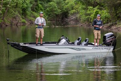 Crestliner PT 18 Boat