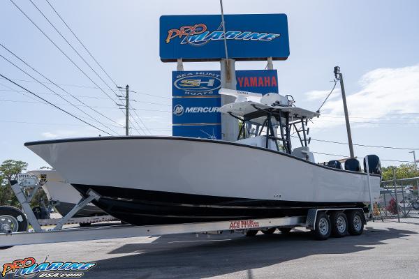 2025 Conch 33 CC