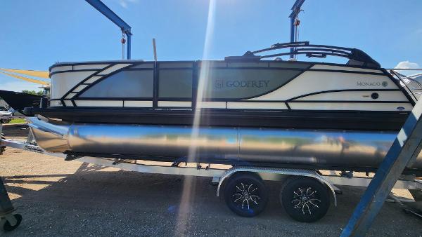 2025 Godfrey Monaco 235 SFL Tritoon