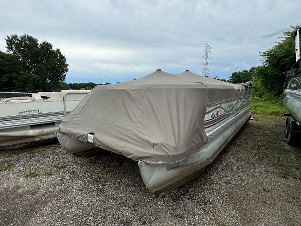 2000 Bennington 2275 RL