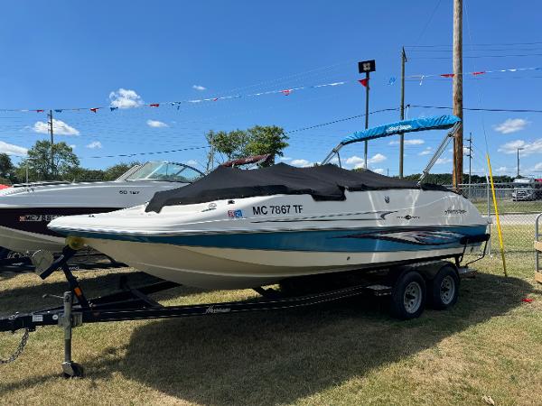2009 Hurricane FunDeck GS 202 I/O