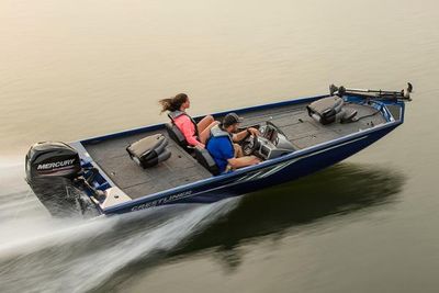 Crestliner VT 17C Boat