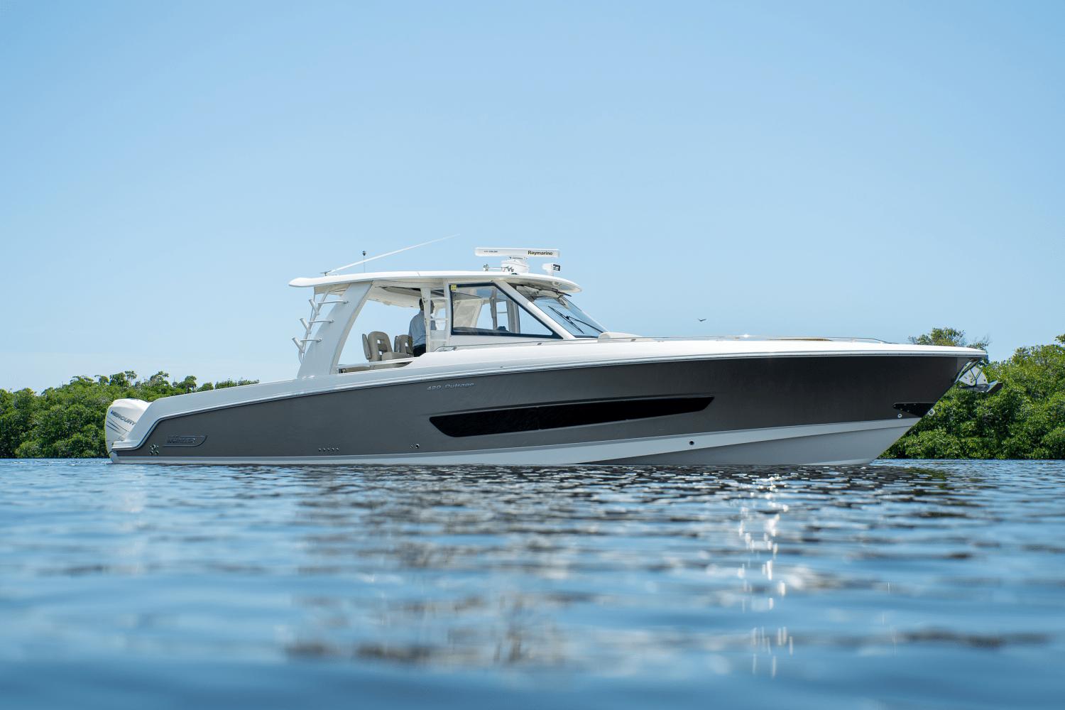 2025 Boston Whaler 420 Outrage, Pompano Beach United States - boats.com