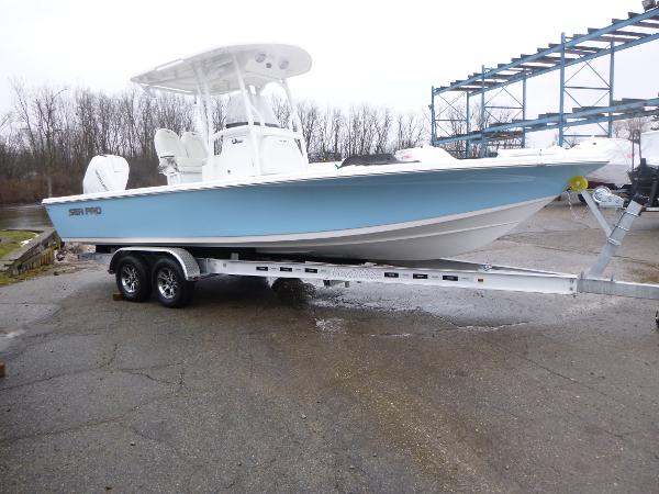 2025 Sea Pro 250 Bay