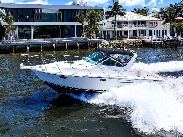 2000 Tiara Yachts 2900 Open