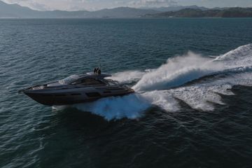 2022 Pershing 7X