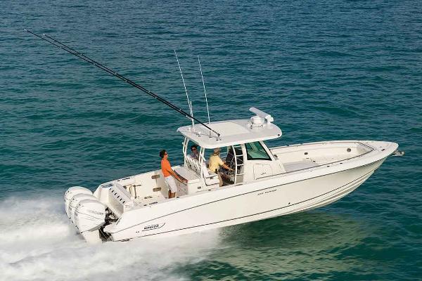 2018 Boston Whaler 350 Outrage