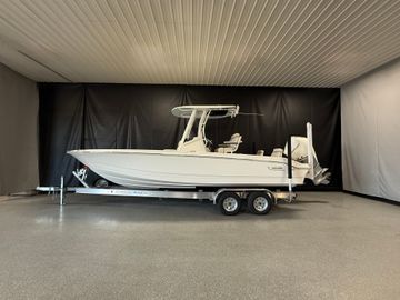 2026 Boston Whaler 250 Dauntless