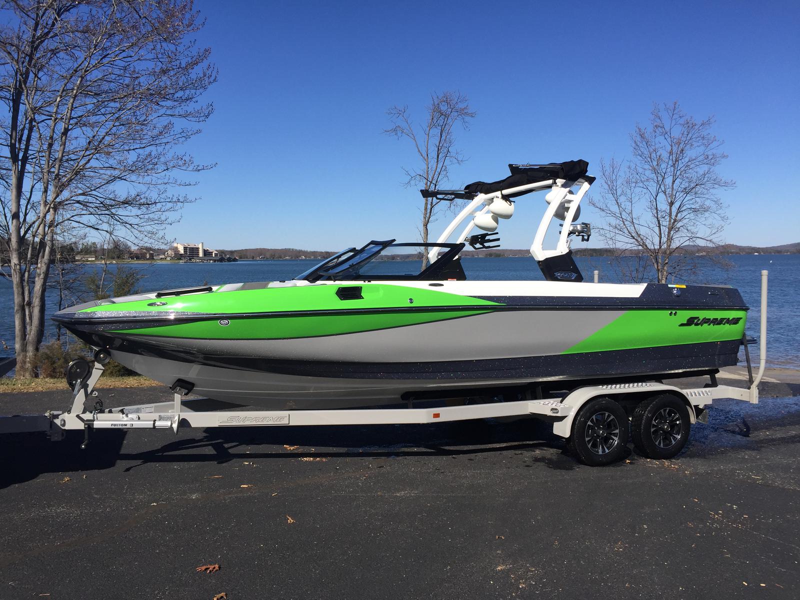Supreme S238 boats for sale