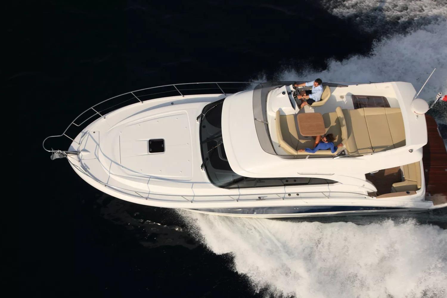 2010 Beneteau Antares 36