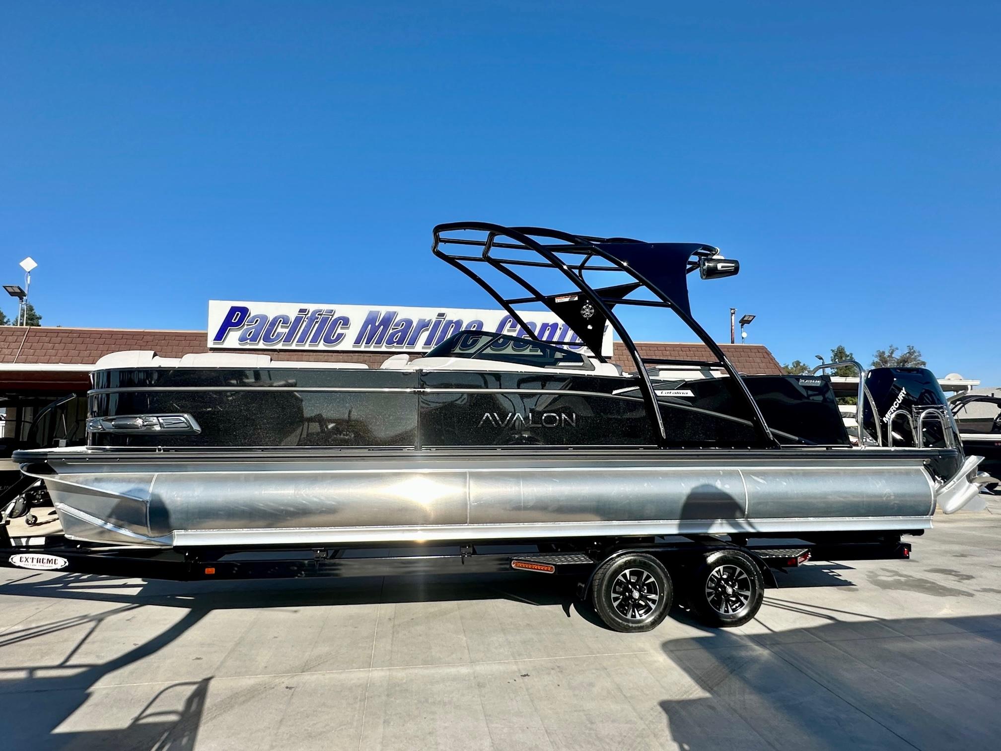 2024 Avalon 27' Catalina Elite Windshield Platinum w/ Mercury 400HP V10!