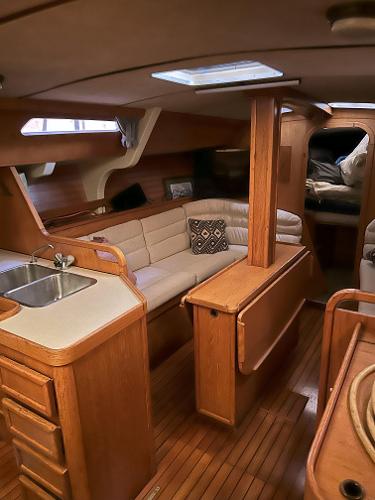 1986 Jeanneau Sun Shine 38