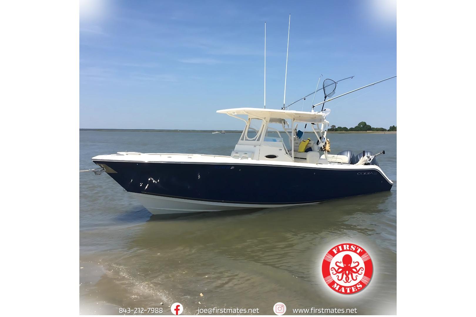 2014 Cobia 296 Center Console