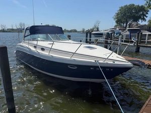Rinker Fiesta Vee 342 2003 Rinker Fiesta Vee 342 boat docked on a sunny day.