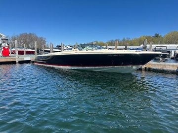 2016 Chris-Craft Launch 28