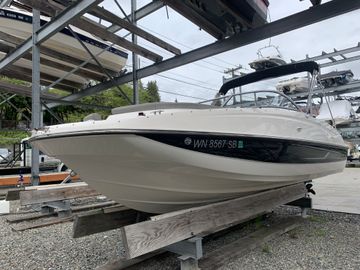 2014 Bayliner 215 DB