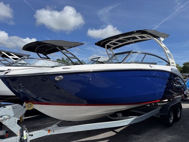 2025 Yamaha Boats 252SD