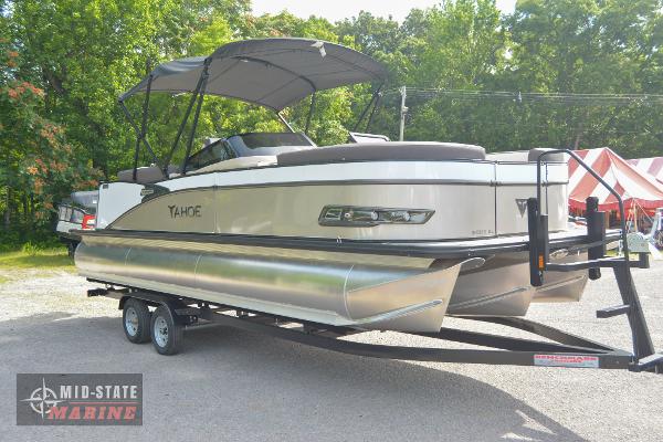Tahoe Pontoon Cascade Elite Windshield 2024 Tahoe Pontoon Cascade Elite Windshield on trailer at Mid-State Marine.
