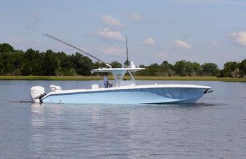2019 Bahama 41 Center Console