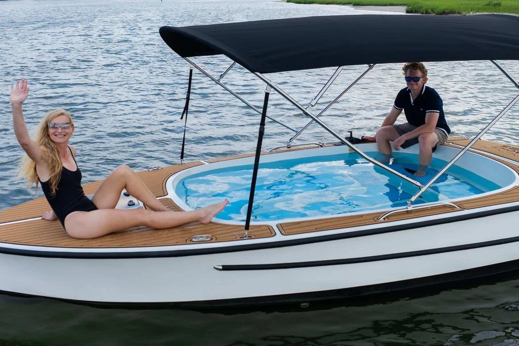 2025 Yacht Tubs 18