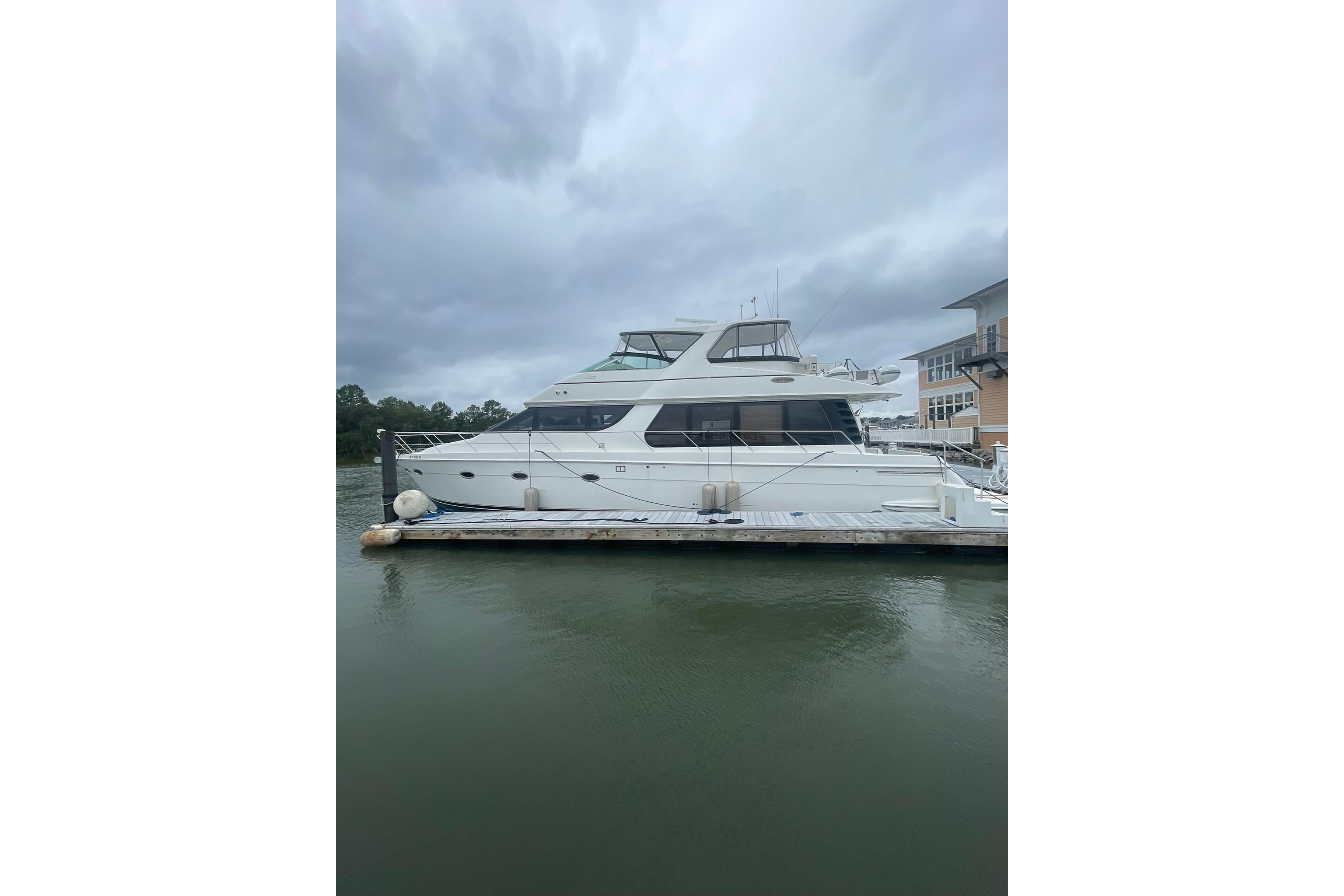 2004 Carver 570 Voyager Pilothouse