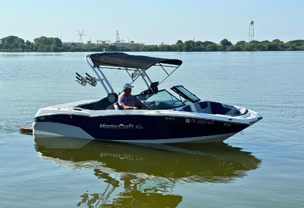 2022 MasterCraft NXT20