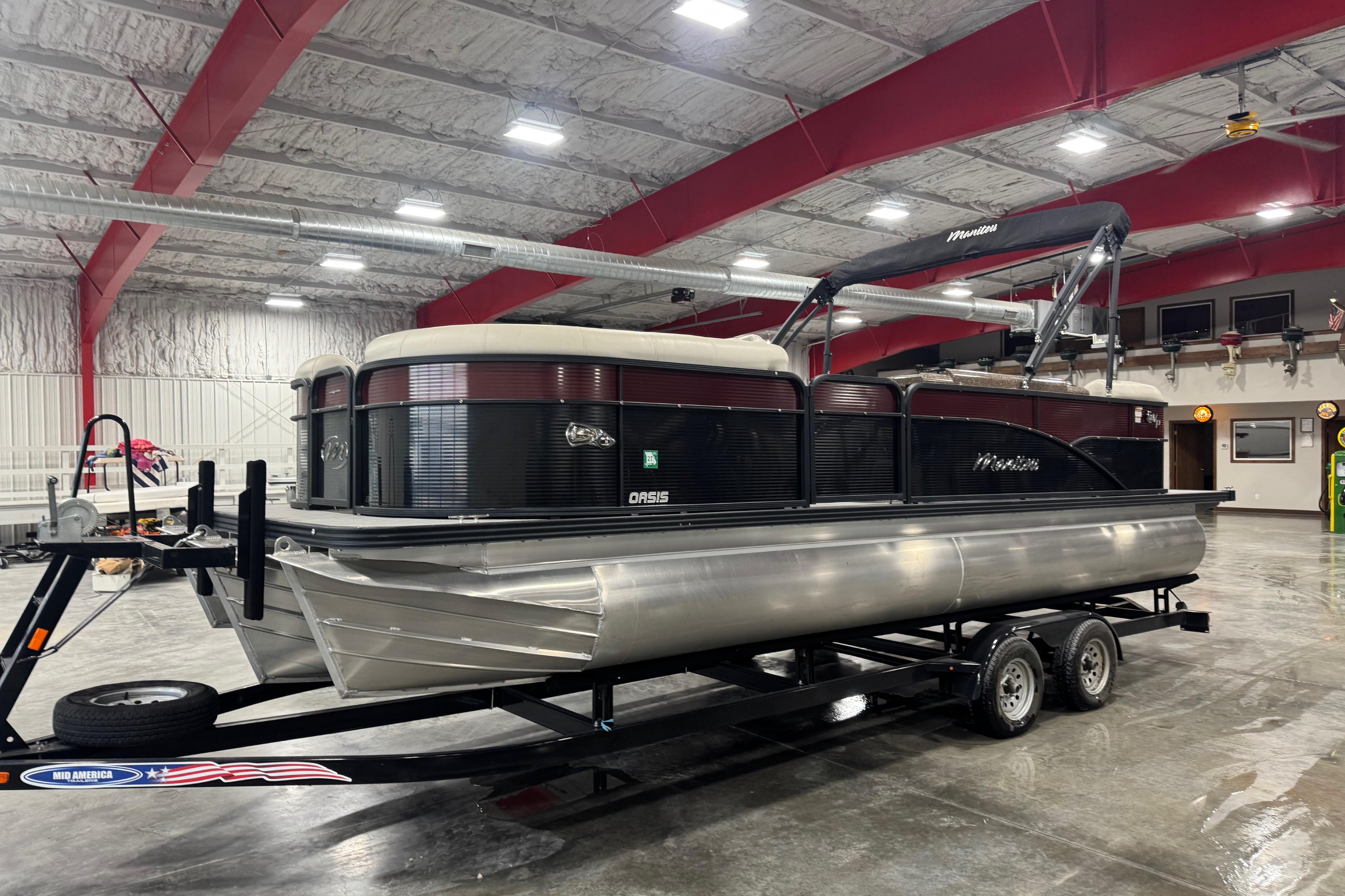 2021 Manitou 23 Oasis