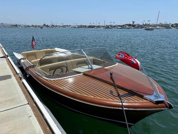 1960 Chris-Craft Continental Gull Wing