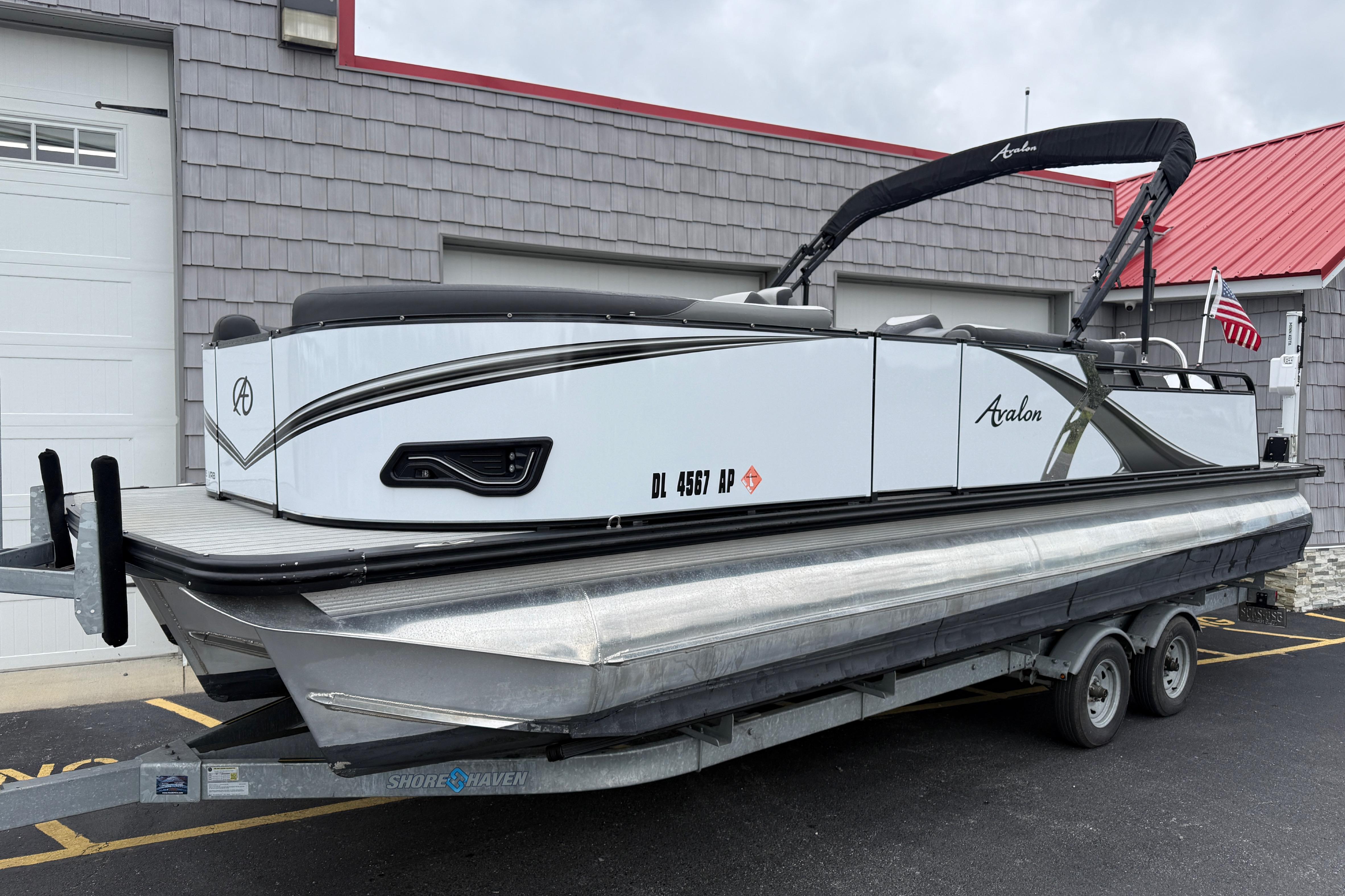 2023 Avalon 2385 LSZ VRB, Tri Toon, High Performance, Mercury 200hp Motor